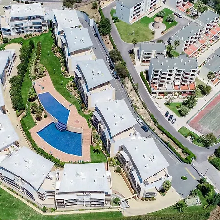 Appartement With Comfortable Terrace, 2 Swimming Pools & Tennis Court *