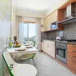 아파트 With Comfortable Terrace, 2 Swimming Pools & Tennis Court 알부페이라