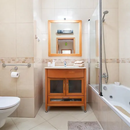 Homes Ocean View With Comfortable Terrace, 2 Swimming Pools & Tennis Court Albufeira