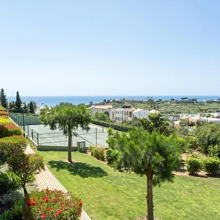 With Comfortable Terrace, 2 Swimming Pools & Tennis Court Apartament *