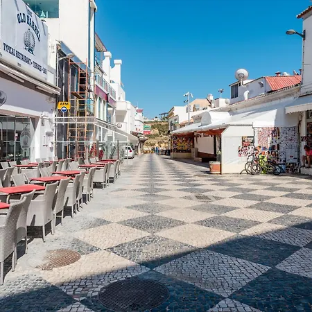 Lägenhet With Comfortable Terrace, 2 Swimming Pools & Tennis Court Albufeira