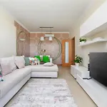 Διαμέρισμα With Comfortable Terrace, 2 Swimming Pools & Tennis Court Αλμπουφέιρα